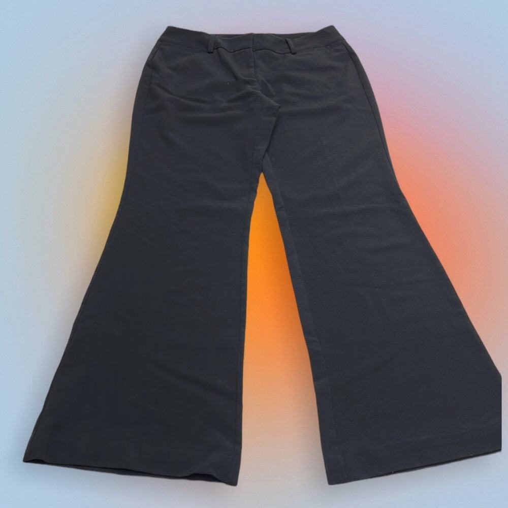 NY & COMPANY Women’s 4 Stretch Black Flare Pants